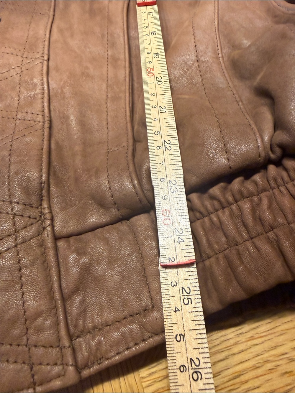 Men's Brown Leather Bomber Jacket - Rugged Quilted Panel Design - Picture 13 of 15